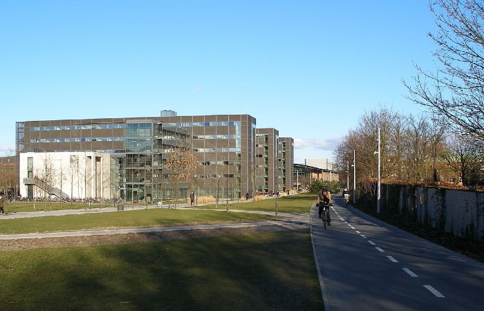 哥本哈根商学院by Nillerdk via Wikimedia Commons